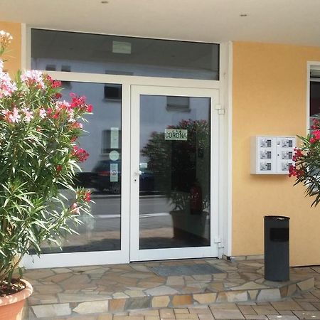 Pension Corona Forst  Dış mekan fotoğraf
